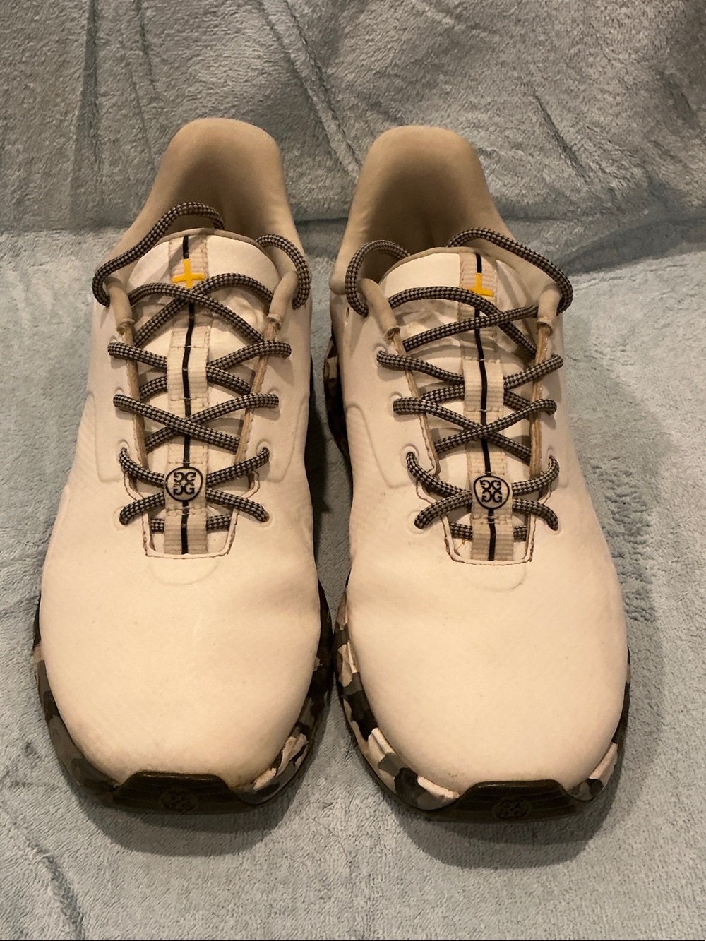 G/FORE Men's White MG4+ Golf Shoes with Camouflage Accents in EUC